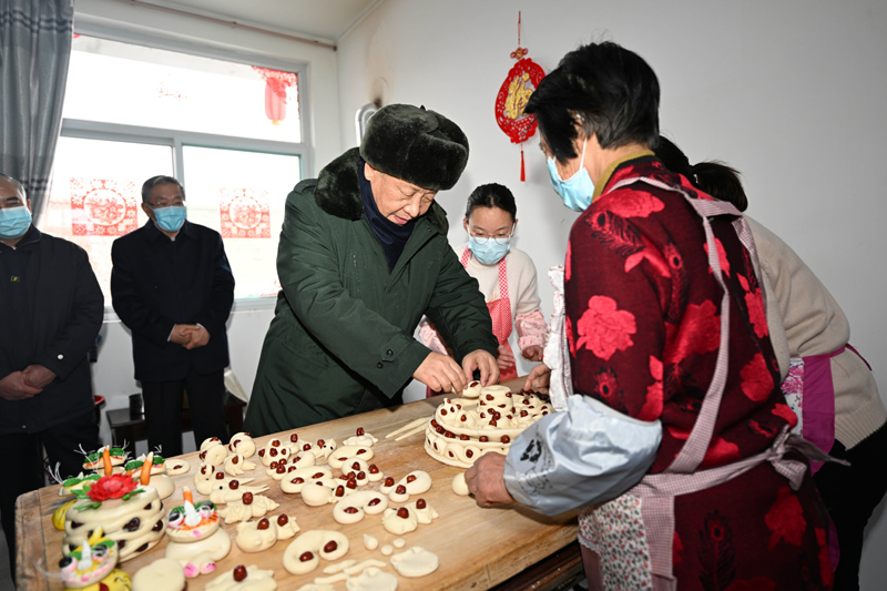 习近平春节前夕赴山西探望慰问下层干部群众 向天下各族人民致以优美的新春祝福 -  尊龙凯时