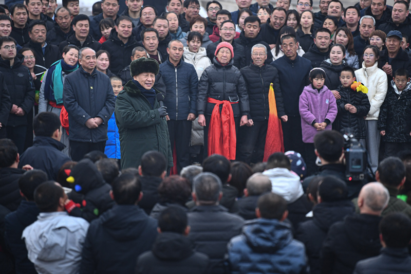 习近平春节前夕赴山西探望慰问下层干部群众 向天下各族人民致以优美的新春祝福 -  尊龙凯时