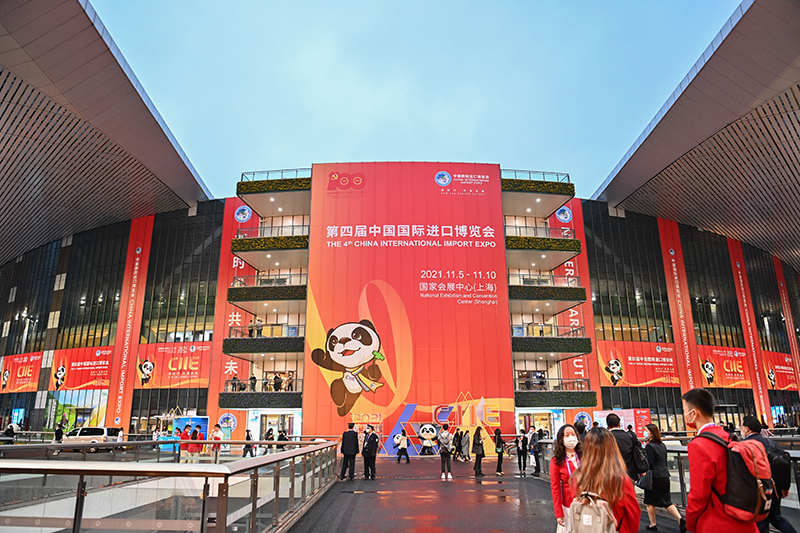 激荡五洲四海的时代强音——习近平新时代中国特色社会主义头脑的天下性孝顺述评 -  尊龙凯时